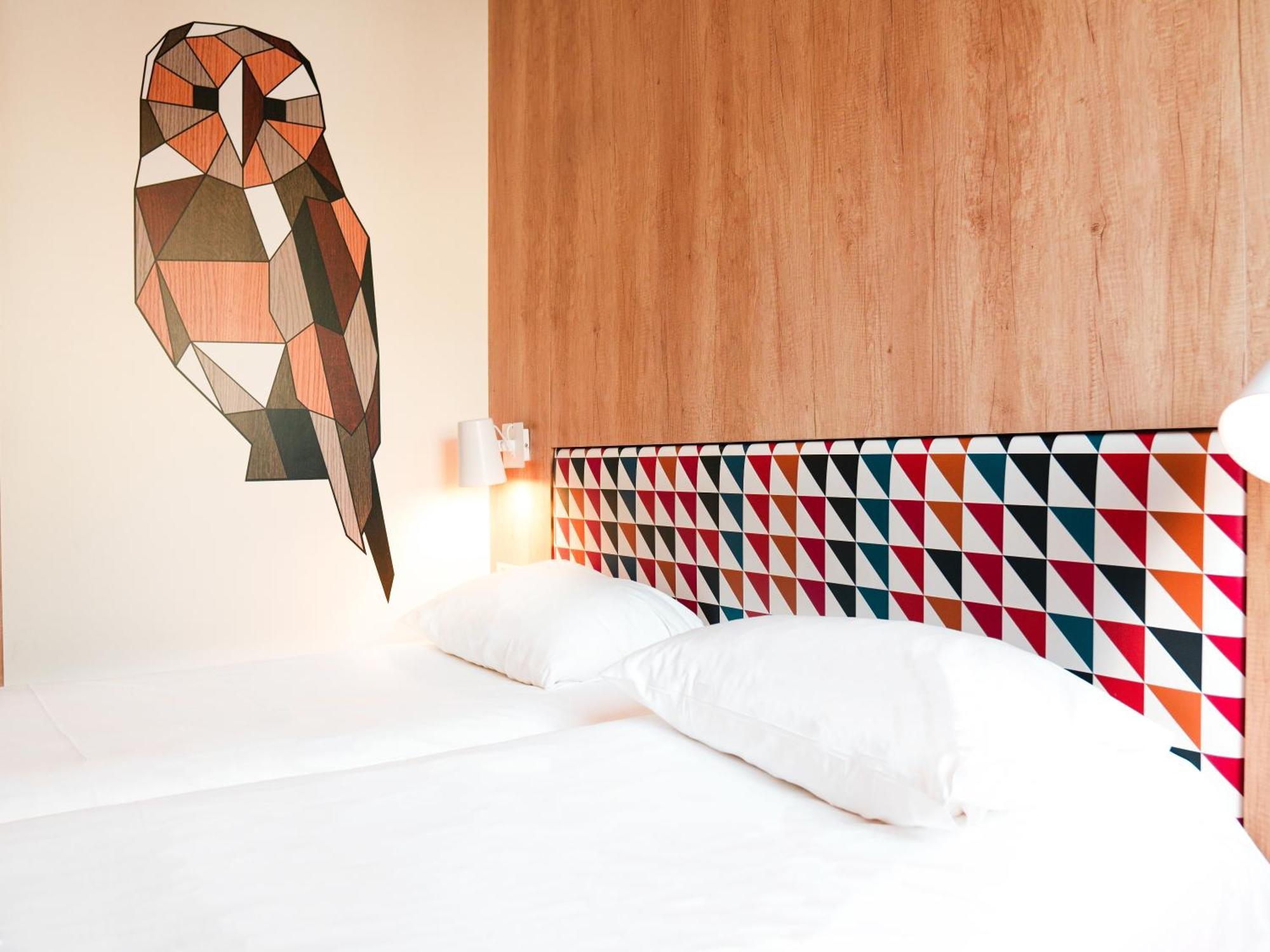 Ibis Styles Caen Centre Historique Hotel Exterior photo